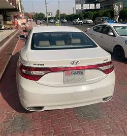 Hyundai Azera